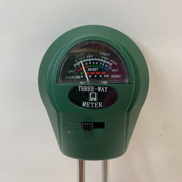 Three-Way Soil Tester Meter Soil Moisture Light pH Test Kit - Picture 2 of 9